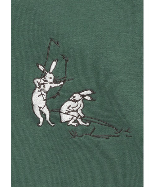 Design Tshirts Store graniph（デザイン　ティーシャツ　ストア　グラニフ）の「弓矢(鳥獣戯画)｜リサイクルコットンスウェット（スウェット・メンズ・カーキ・LARGE/MEDIUM/SMALL/X-LARGE）」の8枚目の写真