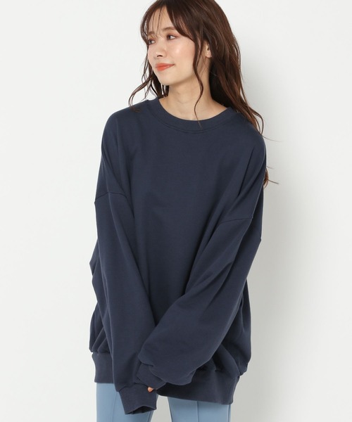 mysty woman(ミスティウーマン)の「【WEB限定】バックロゴBIGスウェット 274591(スウェット・レディース・オフホワイト/杢グレー/グリーン/ネイビー・FREE)」の6枚目の写真
