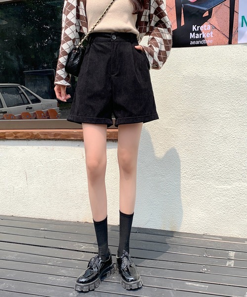 MAISON DE THERESE(メゾン ド テレーズ)の「コーデュロイショートパンツ(その他パンツ・レディース・ブラウン/ブラック・LARGE/MEDIUM)」の21枚目の写真