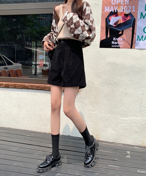 MAISON DE THERESE(メゾン ド テレーズ)の「コーデュロイショートパンツ(その他パンツ・レディース・ブラウン/ブラック・LARGE/MEDIUM)」の11枚目の写真