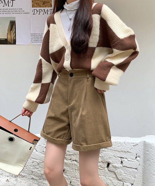 MAISON DE THERESE(メゾン ド テレーズ)の「コーデュロイショートパンツ(その他パンツ・レディース・ブラウン/ブラック・LARGE/MEDIUM)」の6枚目の写真