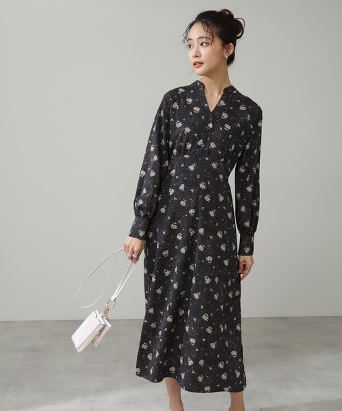 N.（N. Natural Beauty Basic）（エヌエヌナチュラルビューティーベーシック）の「◆ドットフラワープリントワンピース（ワンピース・レディース・ホワイト系その他/ブラック系その他・MEDIUM）」の6枚目の写真