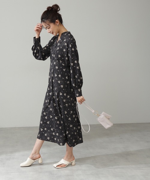 N.（N. Natural Beauty Basic）（エヌエヌナチュラルビューティーベーシック）の「◆ドットフラワープリントワンピース（ワンピース・レディース・ホワイト系その他/ブラック系その他・MEDIUM）」の8枚目の写真
