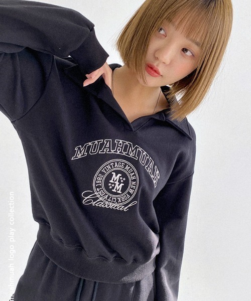 muahmuah(ムーアムーア)の「A'GEM/9 × .kom『muah muah/ムーアムーア』STITCH MUAH OPEN COLLAR MTM/ステッチデザインオープンカラースウェットシャツ(スウェット・レディース・ブラック/グレー・FREE)」の1枚目の写真