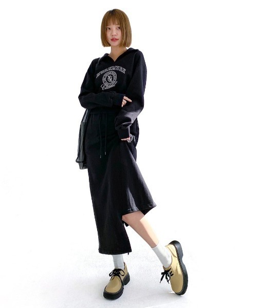 muahmuah(ムーアムーア)の「A'GEM/9 × .kom『muah muah/ムーアムーア』STITCH MUAH OPEN COLLAR MTM/ステッチデザインオープンカラースウェットシャツ(スウェット・レディース・ブラック/グレー・FREE)」の9枚目の写真