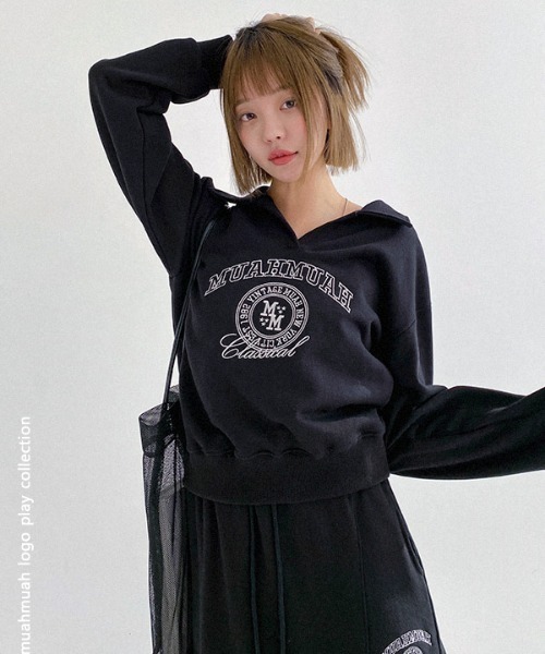 muahmuah(ムーアムーア)の「A'GEM/9 × .kom『muah muah/ムーアムーア』STITCH MUAH OPEN COLLAR MTM/ステッチデザインオープンカラースウェットシャツ(スウェット・レディース・ブラック/グレー・FREE)」の3枚目の写真