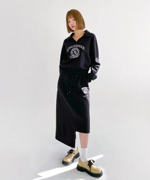 muahmuah(ムーアムーア)の「A'GEM/9 × .kom『muah muah/ムーアムーア』STITCH MUAH OPEN COLLAR MTM/ステッチデザインオープンカラースウェットシャツ(スウェット・レディース・ブラック/グレー・FREE)」の7枚目の写真