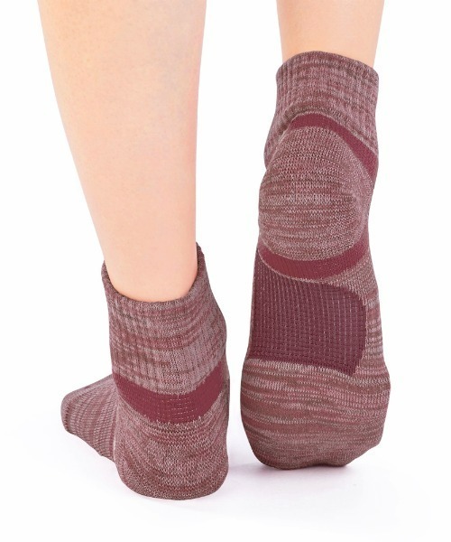 GUNZE（グンゼ）の「ACTIVE STYLE/アクティブスタイル　アーチサポートパイル ソックス　ショート丈（ソックス/靴下・レディース・ブラック/ネイビー/スモークピンク/ライトグレー/グリーン系その他/レンガ/ブルー系その他/ホワイト/イエロー系その他/オレンジ/ライム/ブラック系その他・23-25）」の17枚目の写真