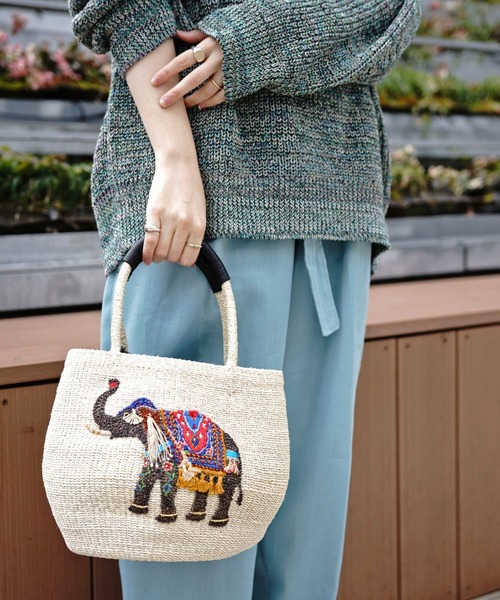 VIOLAd'ORO (ヴィオラドーロ) 刺繍かごBAG VIOLAd´ORO ヴィオラドーロ