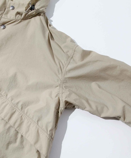 THE NORTH FACE PURPLE LABEL(ザ ノースフェイス パープルレーベル)の「THE NORTH FACE PURPLE LABEL MOUNTAIN FIELD JK / ザ ノースフェイス パープルレーベル マウンテンフィールドジャケット(ナイロンジャケット・レディース・ベージュ・MEDIUM)」の4枚目の写真