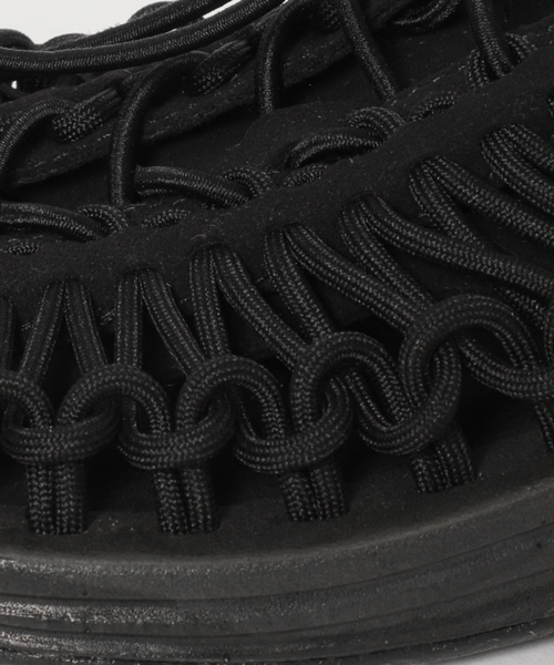 KEEN（キーン）の「【KEEN/キーン】UNEEK：サンダル（サンダル・レディース・ホワイト/ブラック・24cm/25cm/24.5cm/23.5cm）」の19枚目の写真