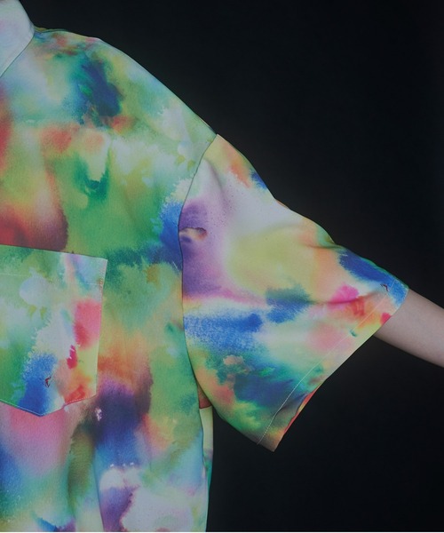 VACANCY(ヴァカンシー)の「JIROコラボ ペイントフラワーハーフスリーブオーバーシャツ(シャツ/ブラウス・レディース・ホワイト/ブルー・FREE)」の9枚目の写真