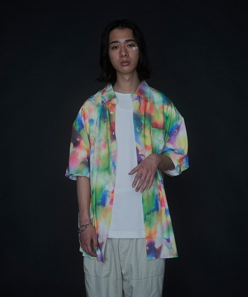 VACANCY(ヴァカンシー)の「JIROコラボ ペイントフラワーハーフスリーブオーバーシャツ(シャツ/ブラウス・レディース・ホワイト/ブルー・FREE)」の16枚目の写真