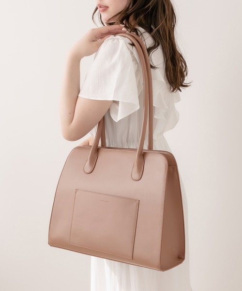 OLIVE des OLIVE(オリーブデオリーブ)の「【WEB限定】合皮トートバッグ(トートバッグ・レディース・ホワイト/グレイッシュベージュ/ダークベージュ・FREE)」の3枚目の写真