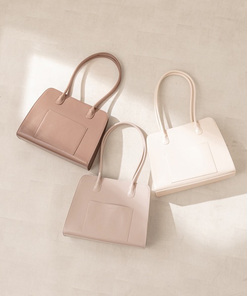 OLIVE des OLIVE(オリーブデオリーブ)の「【WEB限定】合皮トートバッグ(トートバッグ・レディース・ホワイト/グレイッシュベージュ/ダークベージュ・FREE)」の10枚目の写真