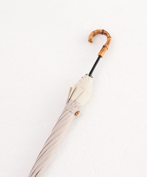 utatane(ウタタネ)の「日傘 完全遮光100% 晴雨兼用 シャンブレー調グログラン(長傘・レディース・アッシュブラウン/ベージュ/ブルー/モカ/スモークピンク/スミクロ・FREE)」の10枚目の写真