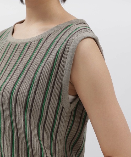 LAKOLE(ラコレ)の「12Gストライプニットタンクトップ / 288358(タンクトップ・レディース・ブラウン/グリーン/ボルドー・SMALL/MEDIUM)」の10枚目の写真