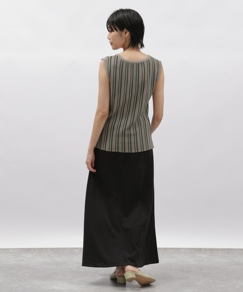 LAKOLE(ラコレ)の「12Gストライプニットタンクトップ / 288358(タンクトップ・レディース・ブラウン/グリーン/ボルドー・SMALL/MEDIUM)」の15枚目の写真