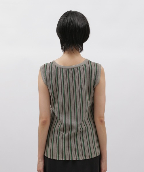 LAKOLE(ラコレ)の「12Gストライプニットタンクトップ / 288358(タンクトップ・レディース・ブラウン/グリーン/ボルドー・SMALL/MEDIUM)」の5枚目の写真