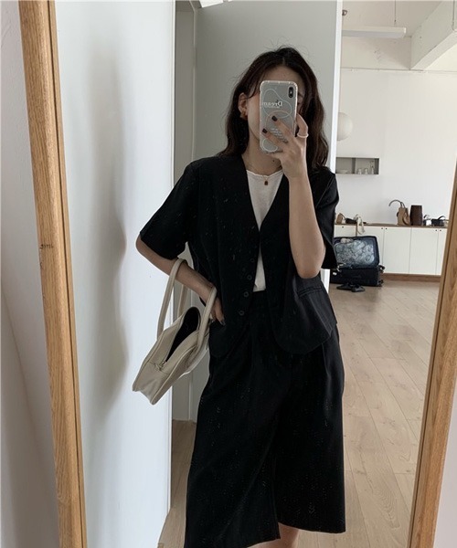 Chaco closet（チャコ クローゼット）の「【セットアップ】半袖ノーカラージャケット＆ハーフパンツセット（セットアップ・レディース・ブラック/ライトグリーン/アイボリー・FREE）」の8枚目の写真