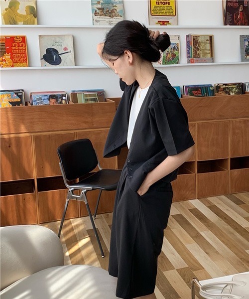 Chaco closet（チャコ クローゼット）の「【セットアップ】半袖ノーカラージャケット＆ハーフパンツセット（セットアップ・レディース・ブラック/ライトグリーン/アイボリー・FREE）」の9枚目の写真