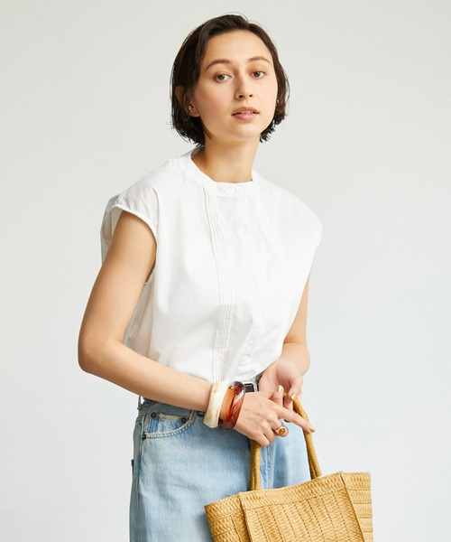 ECRIRE（エクリール）の「【yun_wearコラボ】フレアカラーつけ襟ノースリーブブラウス（シャツ/ブラウス・レディース・ブラック/オフホワイト/ピンク/グリーン・L/M）」の10枚目の写真