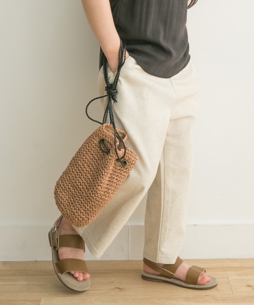 URBAN RESEARCH DOORS(アーバンリサーチドアーズ)の「2wayペーパー巾着バッグ(KIDS)(かごバッグ・キッズ・ベージュ/ブラウン・ONE)」の2枚目の写真