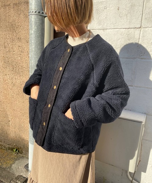 JUGLANS(ユグランス)の「☆ 軽やかな着心地。ボアショート丈ブルゾン 51-1097(ブルゾン・レディース・クリーム/ライトグレー/ネイビー/ダークベージュ・FREE)」の4枚目の写真