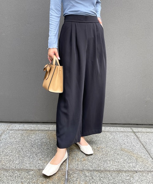 StyleSea（スタイルシー）の「ツータックワイドパンツ（その他パンツ・レディース・ブラック/ブルー/コーラル・FREE）」の10枚目の写真