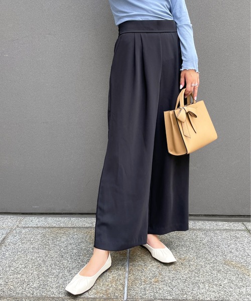 StyleSea（スタイルシー）の「ツータックワイドパンツ（その他パンツ・レディース・ブラック/ブルー/コーラル・FREE）」の9枚目の写真