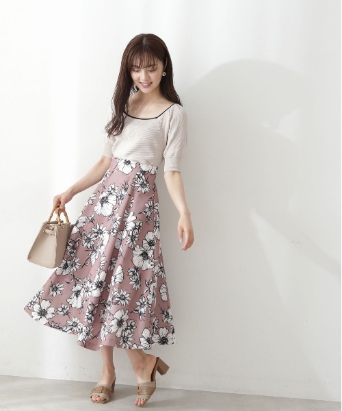 PROPORTION BODY DRESSING(プロポーションボディドレッシング)の「ビックフラワープリントスカート / 1212220810(スカート・レディース・ブラック/ベージュ/パープル・SMALL/MEDIUM)」の10枚目の写真