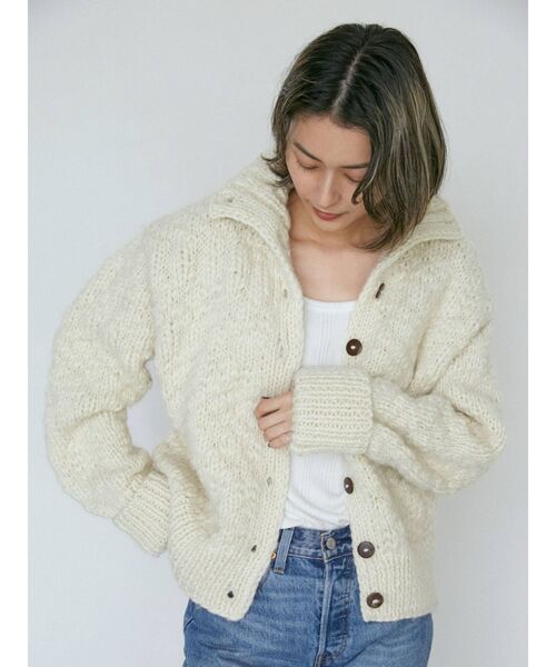 Ungrid(アングリッド)の「ハイネックニットカーディガン(カーディガン/ボレロ・レディース・オフホワイト/ブラウン・FREE)」の8枚目の写真
