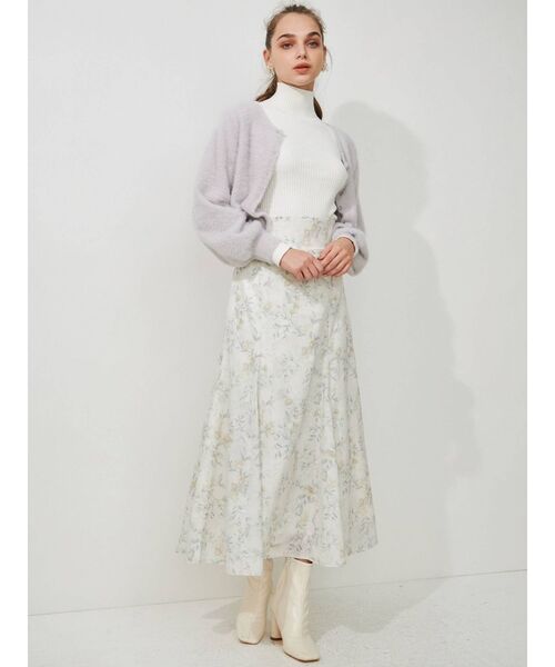 MERCURYDUO（マーキュリーデュオ）の「ハイウエストセミフレアフラワースカート（スカート・レディース・ピンク/イエロー/ネイビー・SMALL/MEDIUM）」の4枚目の写真