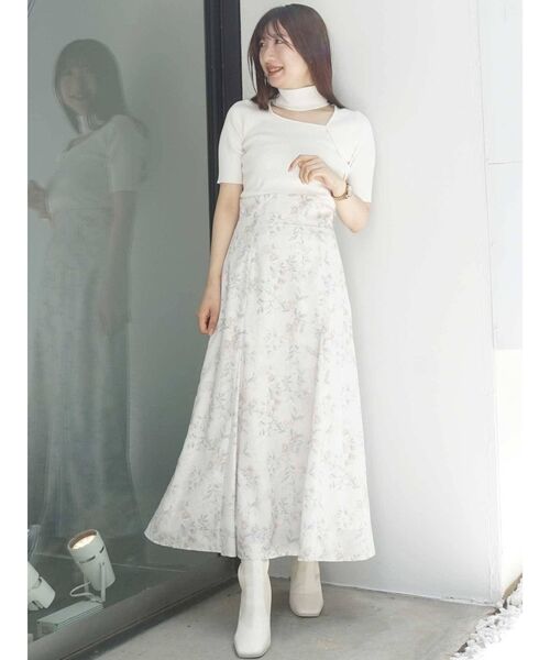 MERCURYDUO（マーキュリーデュオ）の「ハイウエストセミフレアフラワースカート（スカート・レディース・ピンク/イエロー/ネイビー・SMALL/MEDIUM）」の15枚目の写真