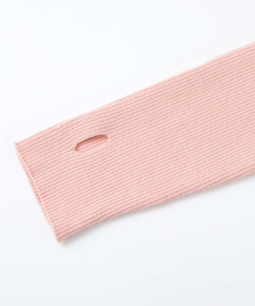 titivate（ティティベイト）の「フィンガーホールタートルリブニット（ニット/セーター・レディース・ブラック/ピンク/グリーン/アイボリー/グレイッシュベージュ・S/M/L）」の22枚目の写真