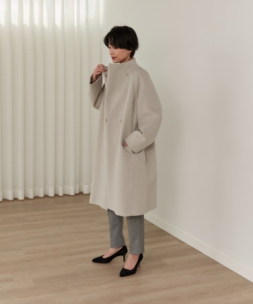 INED（イネド）の「スタンドカラーアンゴラミックスコート（ノーカラーコート・レディース・サンドグレー/グリーン系その他/モカ・7号/9号）」の5枚目の写真