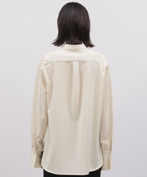 LAKOLE（ラコレ）の「バンドカラーブラウス / 164187（シャツ/ブラウス・レディース・ホワイト/ダークオリーブ/ブラック・SMALL/MEDIUM）」の15枚目の写真