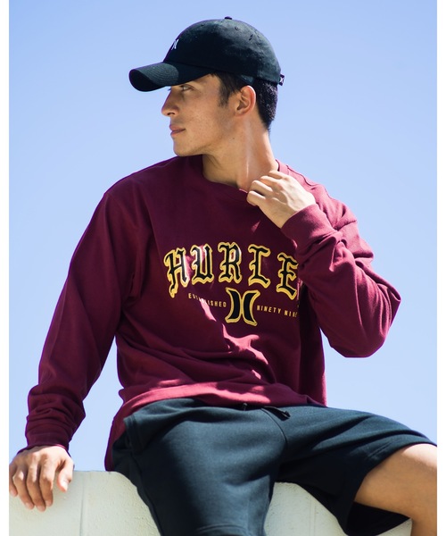 Hurley （ハーレー）の「M OLD ARC LOGO L/S TEE / ハーレー ロングTシャツ（Tシャツ/カットソー・メンズ・マルーン/チャコールグレー/ダークグリーン・LARGE/MEDIUM/SMALL/X-LARGE）」の3枚目の写真