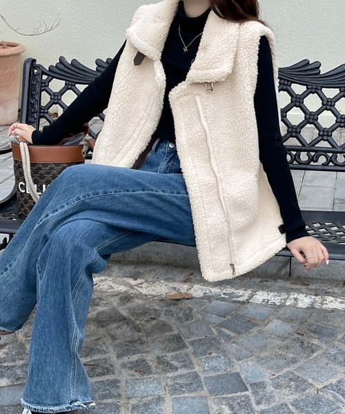 emi+（エミプラス）の「襟付きボアベスト/ブルゾン（ダウンベスト・レディース・チャコールグレー/ブラウン/ベージュ・L/M）」の11枚目の写真