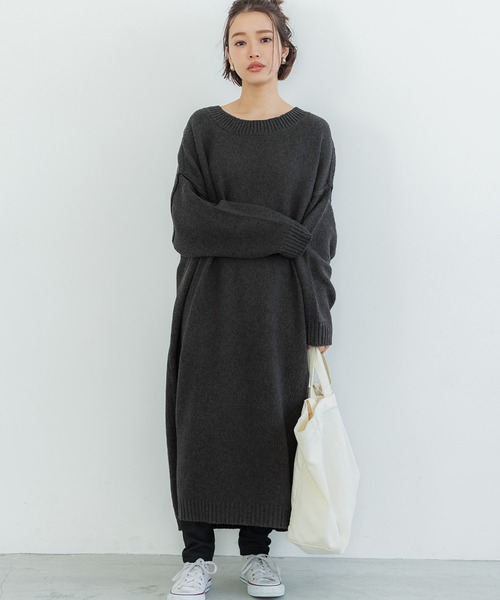 coca(coca)(コカ)の「ゆる編みニットワンピ(ワンピース・レディース・チャコール/カーキ・ONE SIZE)」の2枚目の写真