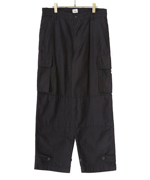 GOLD（ゴールド）の「GOLD / ゴールド：LIGHT BACKSATIN M-47 CARGO PANTS：22B-GL42335[MUS]（その他パンツ・メンズ・ブラック・M/L/S）」の3枚目の写真