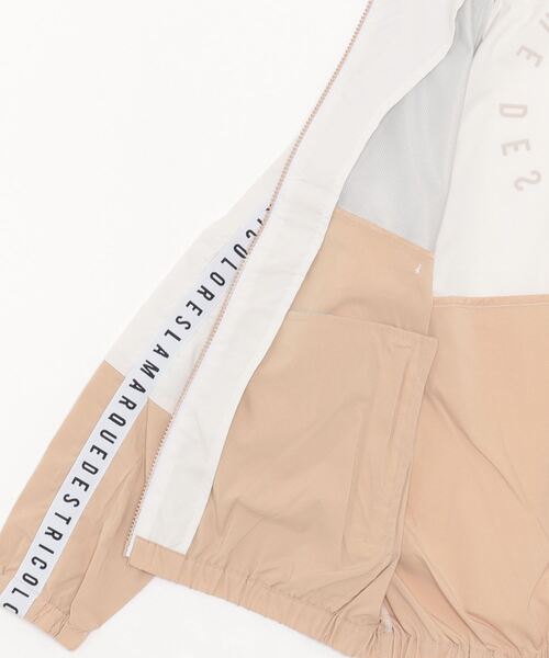 le coq sportif GOLF（ルコックスポルティフゴルフ）の「ウインドブレーカー 撥水 ストレッチ 防風 ジャケット ブルゾン ゴルフウエア レディス トレーニングウエア スポーツ（ブルゾン・レディース・グレイッシュベージュ/ネイビー・L/M(M)/S）」の4枚目の写真