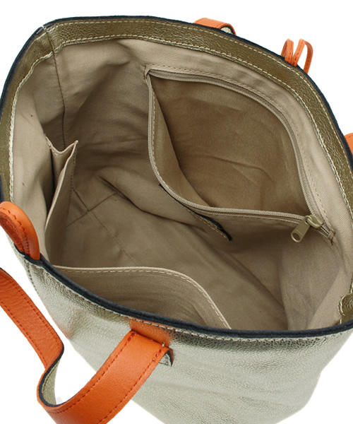 collex（コレックス）の「tepe・colxコラボレザーバッグSメタリック（トートバッグ・レディース・ゴールド・FREE）」の5枚目の写真