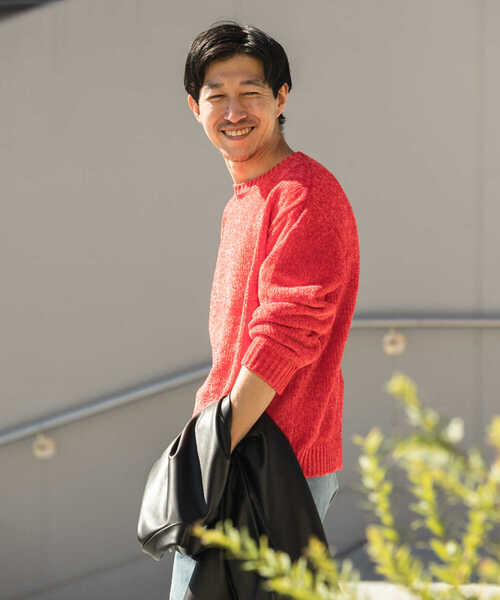 ITEMS URBANRESEARCH(アイテムズ アーバンリサーチ)の「モールクルーネックニット(ニット/セーター・メンズ・ネイビー/レッド/ベージュ/カーキ・MEDIUM/LARGE)」の17枚目の写真