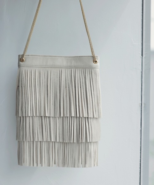 anuans（アニュアンス）の「チェーンショルダースエードフリンジバッグ（ショルダーバッグ・レディース・ベージュ/ホワイト系その他・FREE）」の4枚目の写真