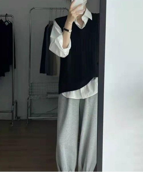 gossip!ロサンゼルス(ゴシップロサンゼルス)の「Vネックニットベスト(ベスト・レディース・グレー/ブラック/オフホワイト/ベージュ・FREE)」の10枚目の写真