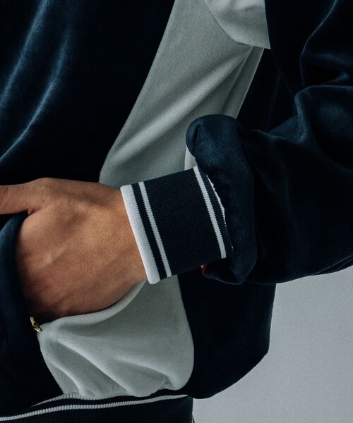VAPORIZE（ヴェイパライズ）の「VAPORIZE / Velour Trac Jacket（スウェット・メンズ・ネイビー・SMALL/LARGE/X-LARGE）」の5枚目の写真