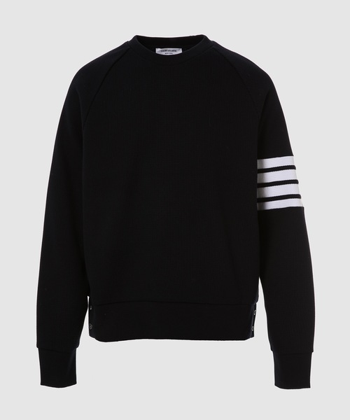 THOM BROWNE（トムブラウン）の「RAGLAN SLEEVE CREW NECK SWEATSHIRT IN WAFFLE（スウェット・メンズ・グレー/ネイビー・2/1）」の2枚目の写真