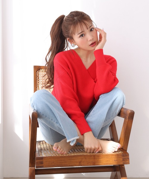 one after another NICE CLAUP(ワンアフターアナザーナイスクラップ)の「クロスデザインニット 2023SS(ニット/セーター・レディース・グレー/レッド/オフホワイト/ピンクベージュ・FREE)」の4枚目の写真