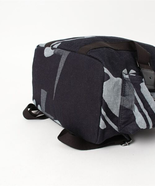 Vivienne Westwood(ヴィヴィアンウエストウッド)の「ORB&BOLT JQ DENIMリュック(バックパック/リュック・レディース・インディゴブルー・FREE)」の3枚目の写真